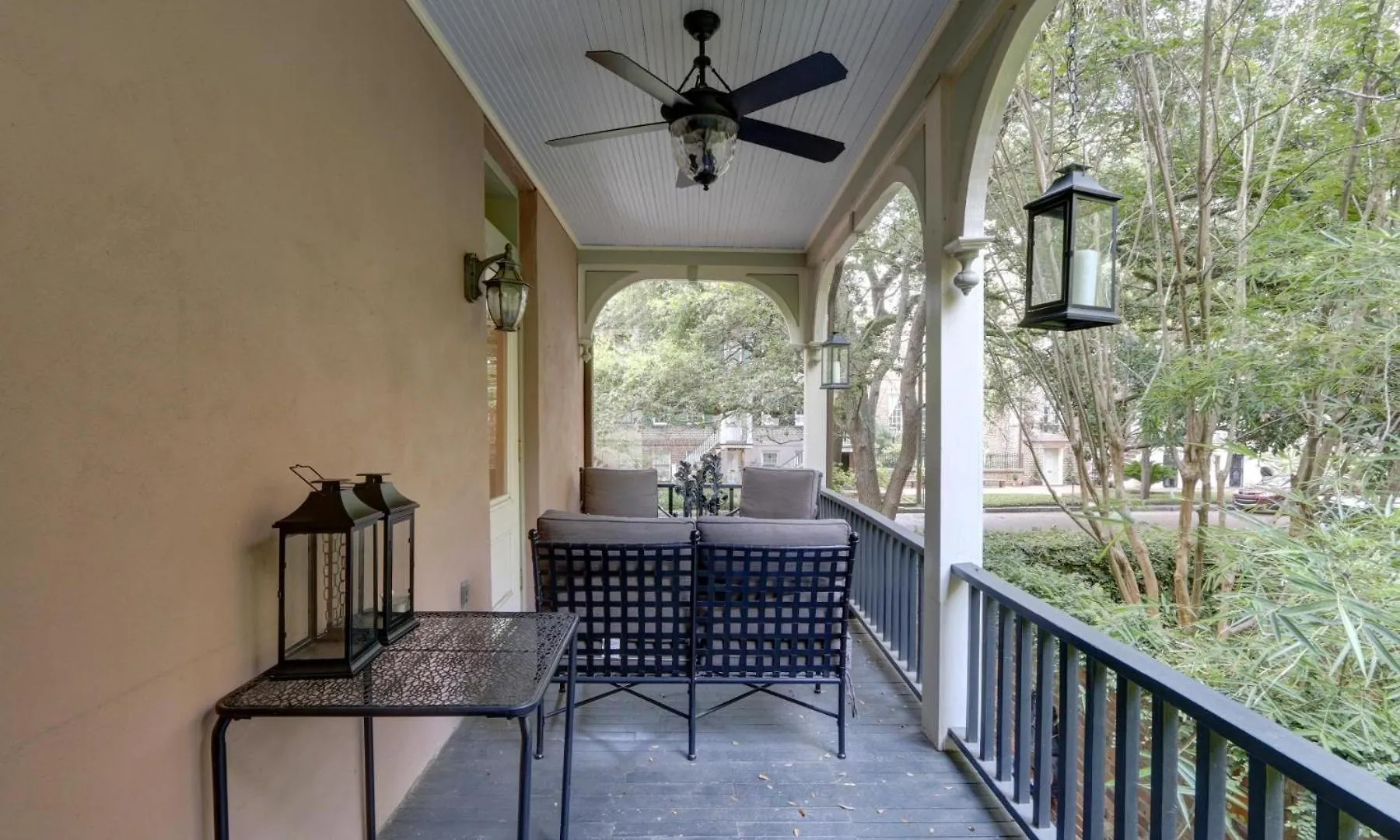 Apartament 121 W Jones Parlor Savannah