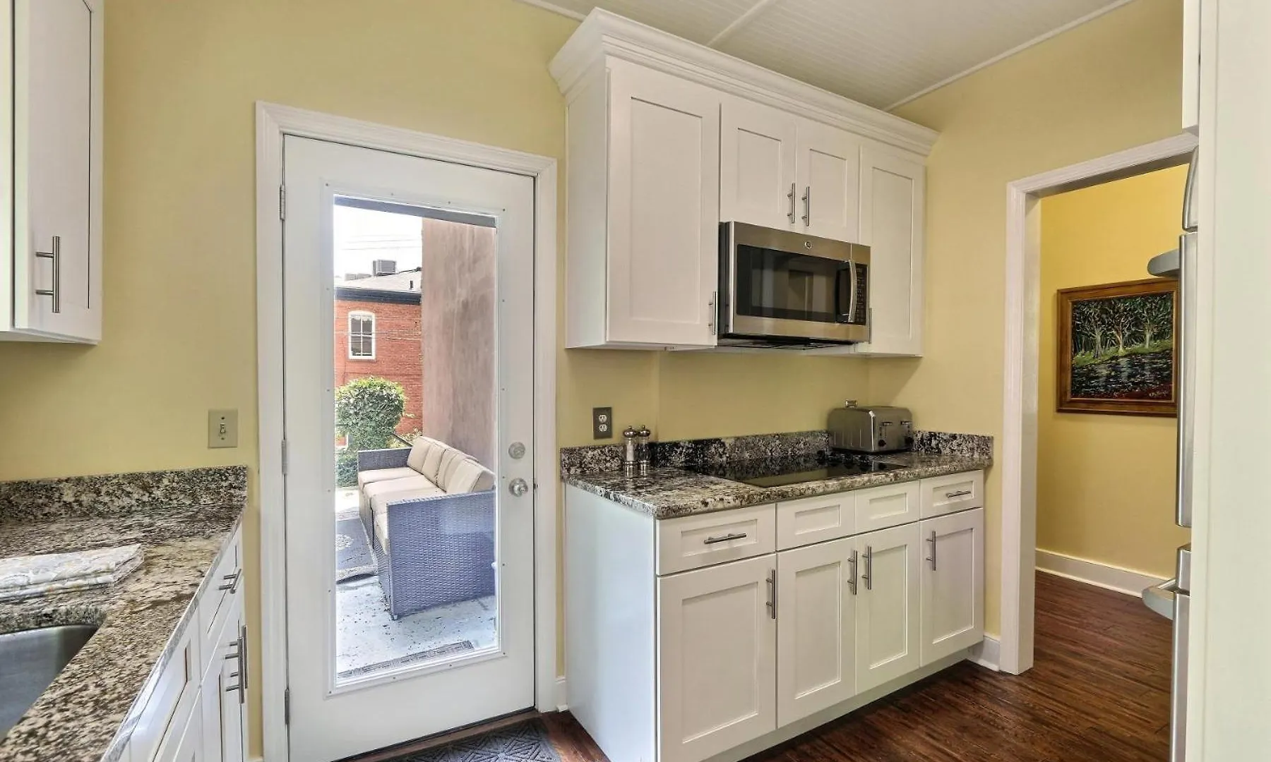 Apartament 121 W Jones Parlor Savannah